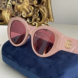 GUCCI Oversized Acetate Butterfly Sunglasses
